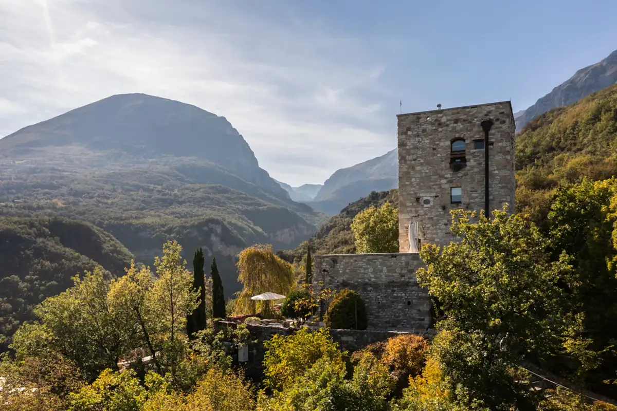 Stay at Lapis Turris, Le Marche
