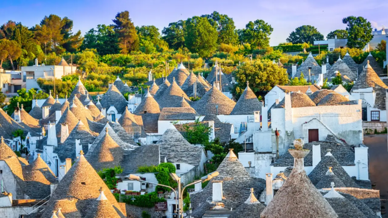 Trulli houses with conical stone roofs in Alberobello, Puglia